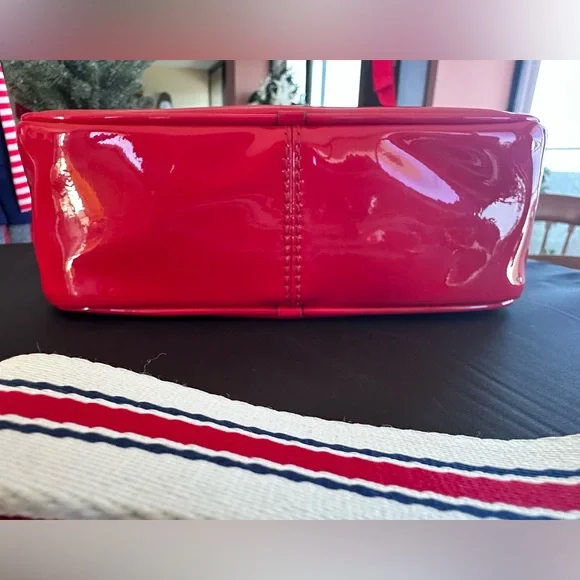 Marc Jacobs Red Patent Heart Logo Camera Crossbody Bag Limited Edition❤️ - Picture 3 of 15